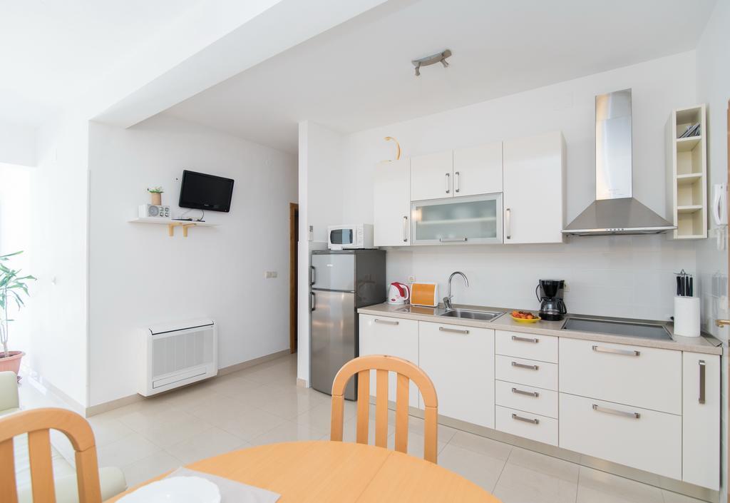 Apartments Grlica Sutivan Exterior photo