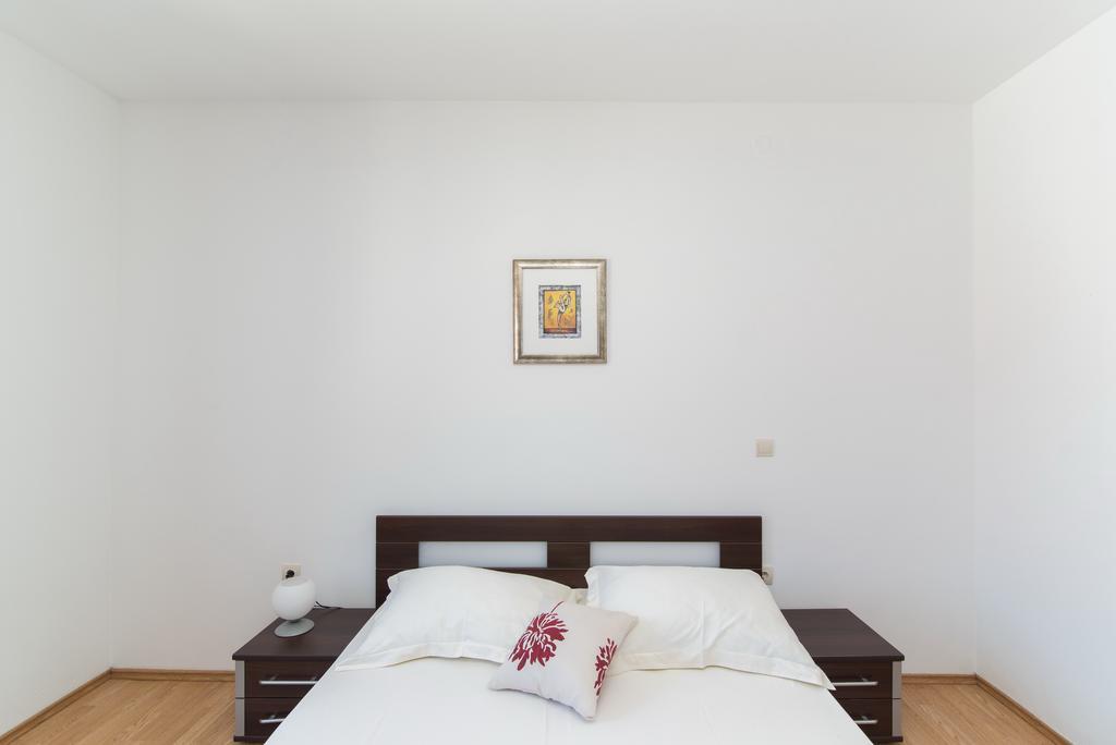 Apartments Grlica Sutivan Exterior photo